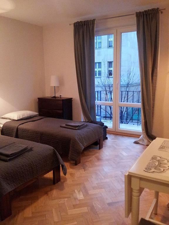 Koro De Varsovio - Apartament Ciasna 10 Luaran gambar
